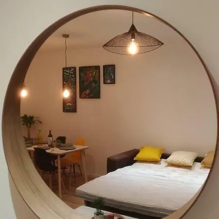 Familial, Confortable Et Design!!! * Pau